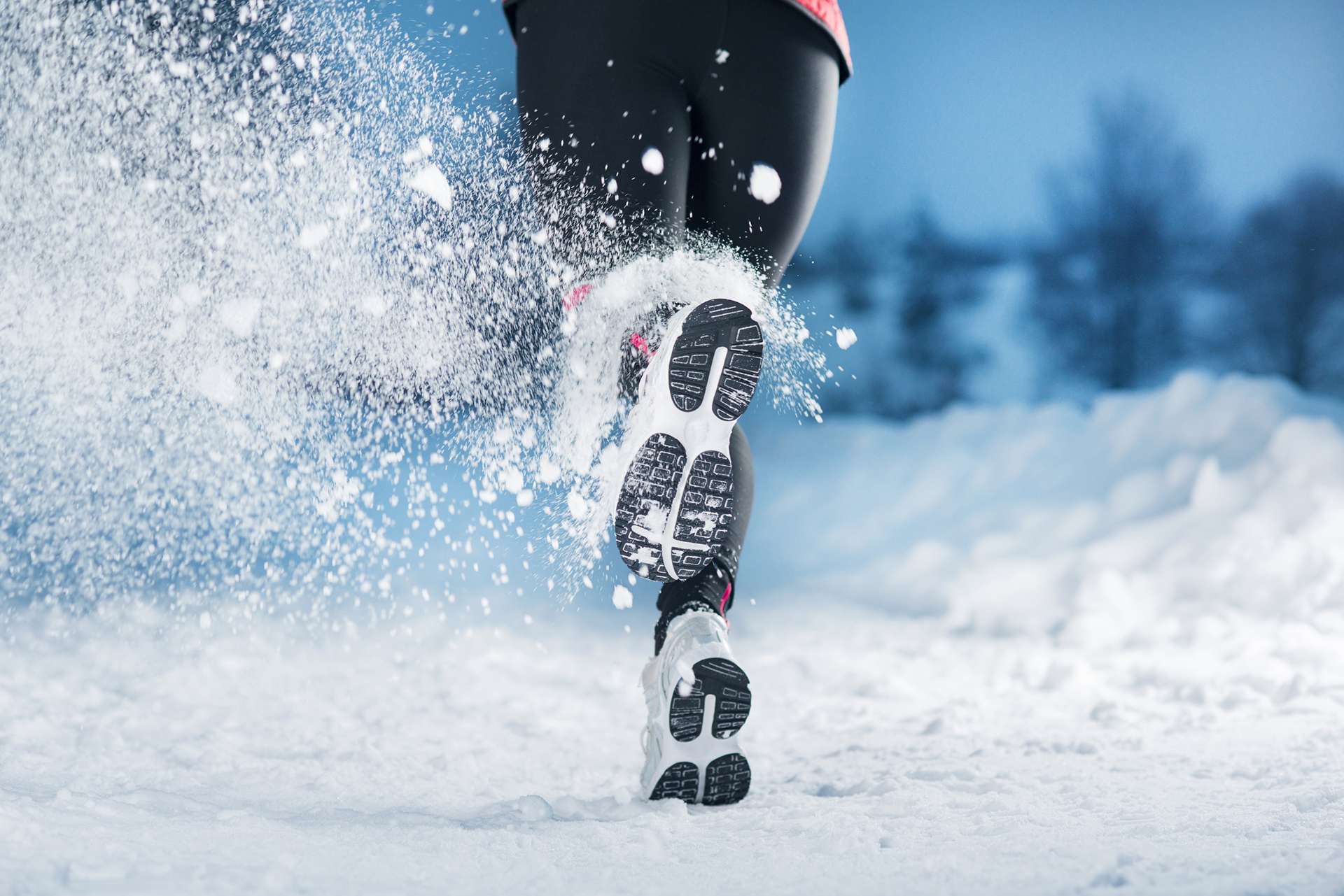 Bild von Fotolia:  Laufschuhe im Schnee